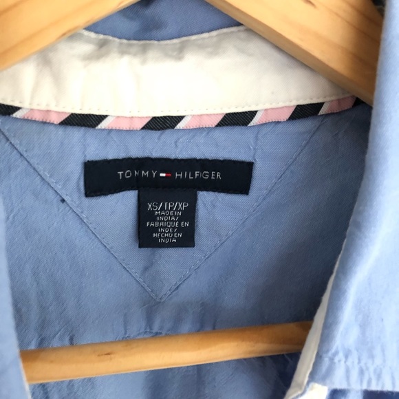 2 extra small botton down shirts - Picture 4 of 5